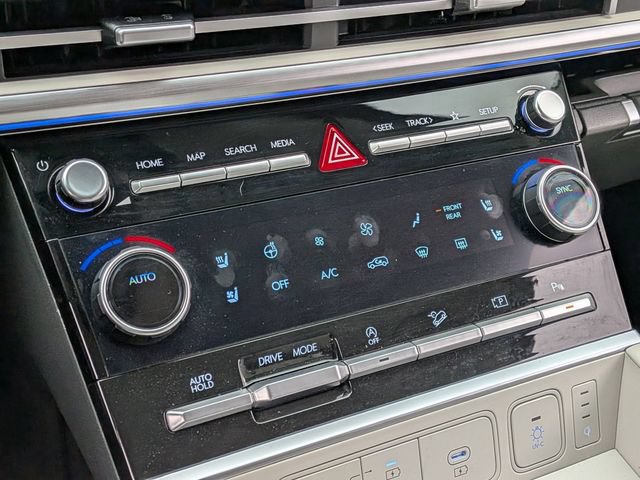 Used 2025 Hyundai Santa Fe Calligraphy FWD image 22