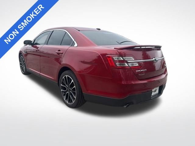 Used 2018 Ford Taurus SHO w/ Driver Assist Package image 4