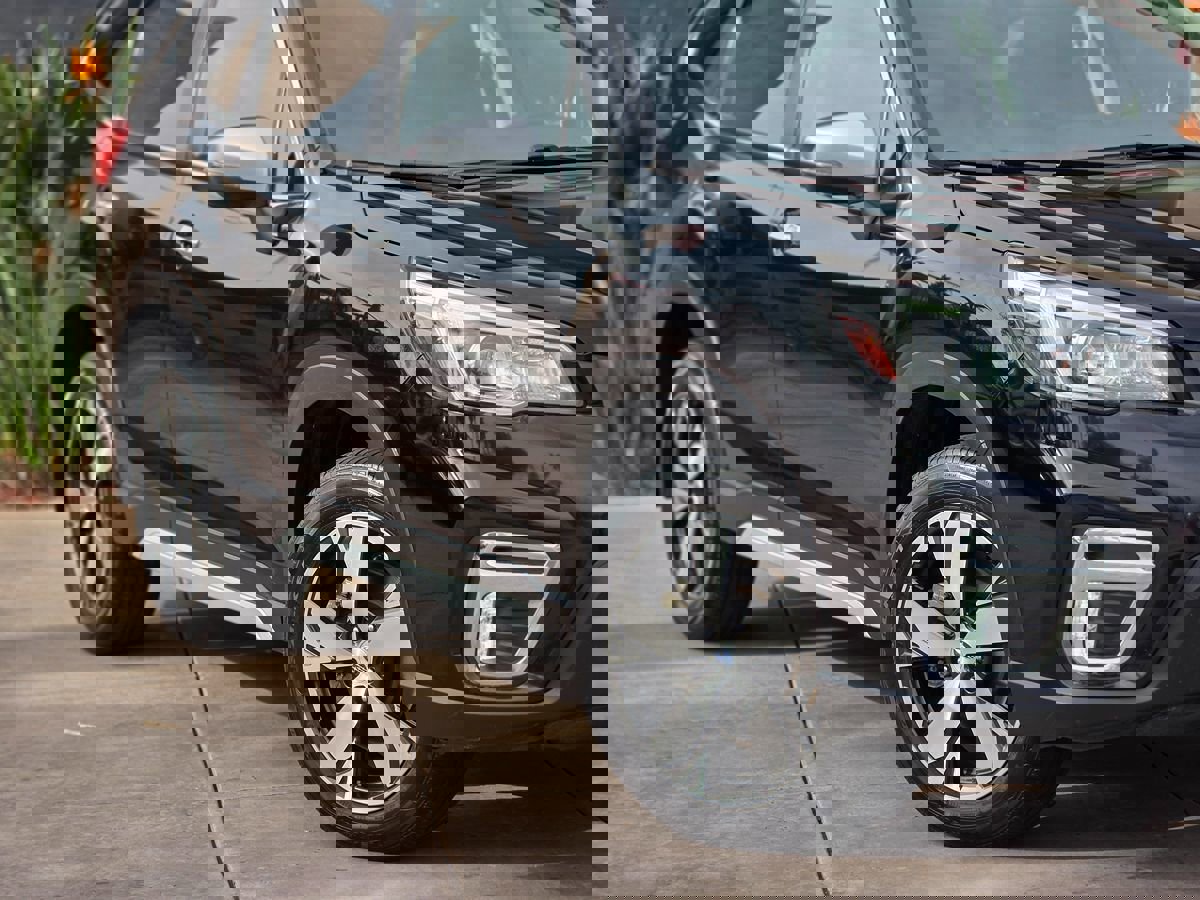 Used 2019 Subaru Forester Touring w/ Popular Package #3 image 4