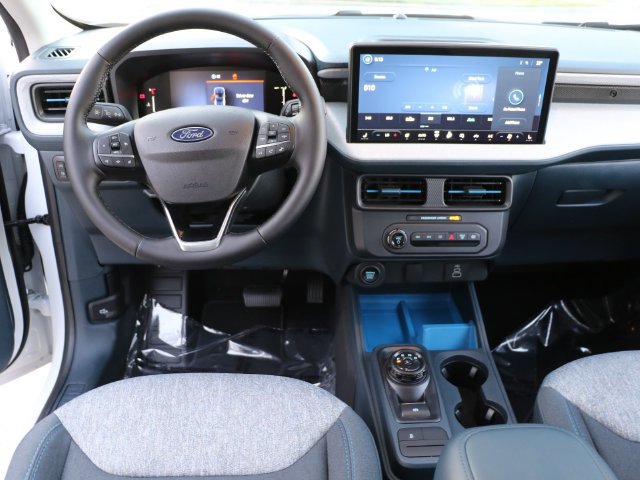 New 2026 Ford Maverick XLT w/ XLT Luxury Package FWD image 19