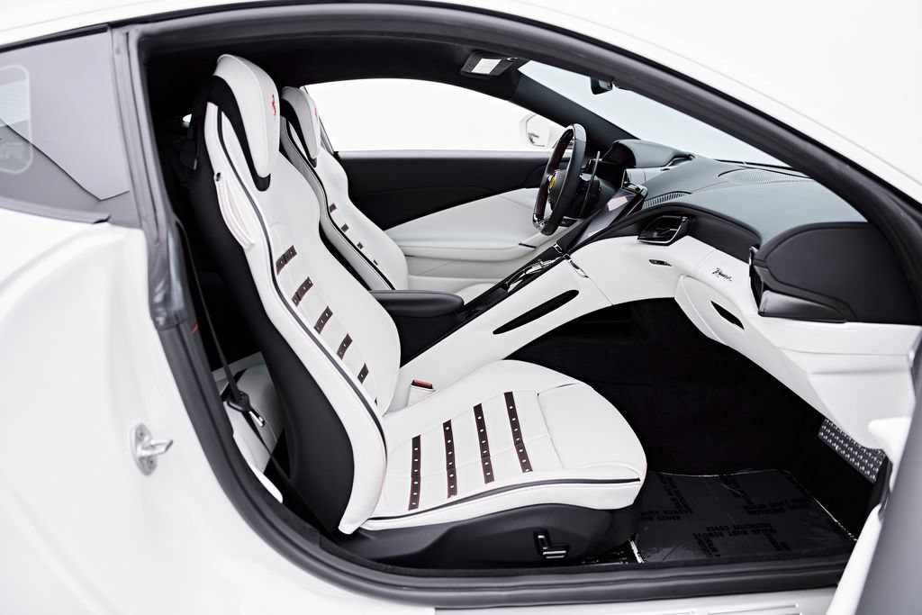 Used 2022 Ferrari Roma RWD image 40