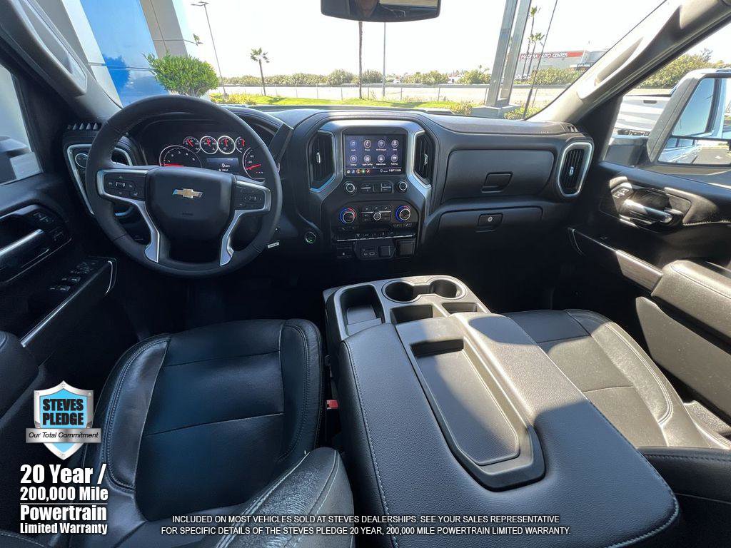 Certified 2020 Chevrolet Silverado 3500 LTZ w/ Gooseneck/5TH Wheel Package image 23