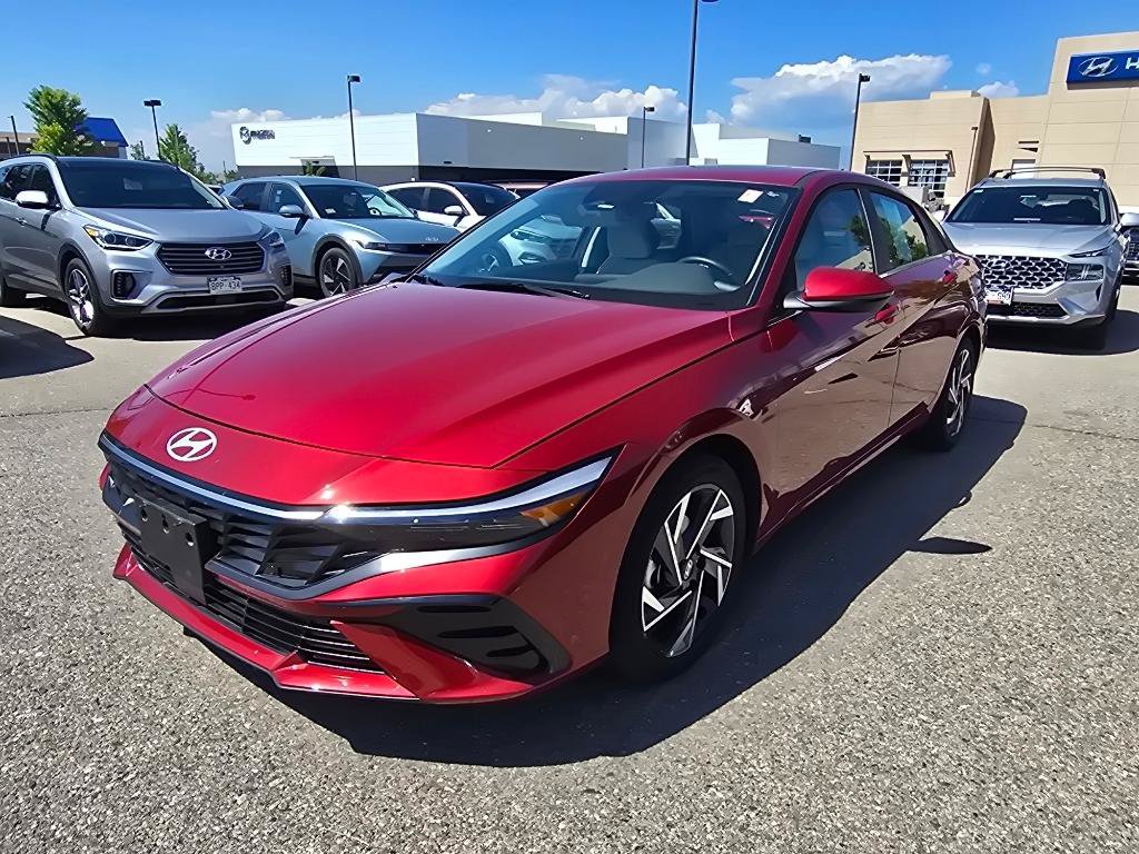 Used 2025 Hyundai Elantra Limited