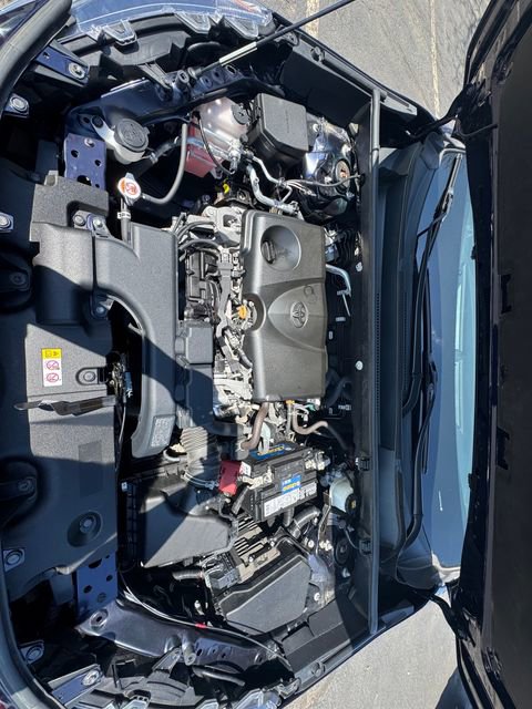 Used 2020 Toyota RAV4 XLE Premium image 12