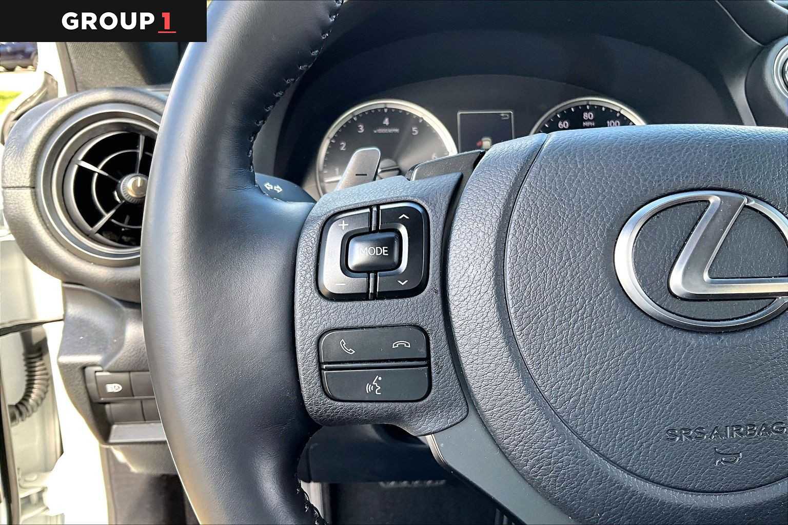 Certified 2025 Lexus IS 350 F Sport image 20