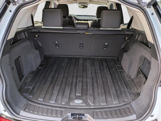 Certified 2024 Land Rover Discovery Sport S image 6