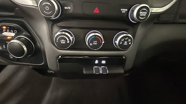 Used 2022 RAM 1500 Big Horn AWD/4WD image 23
