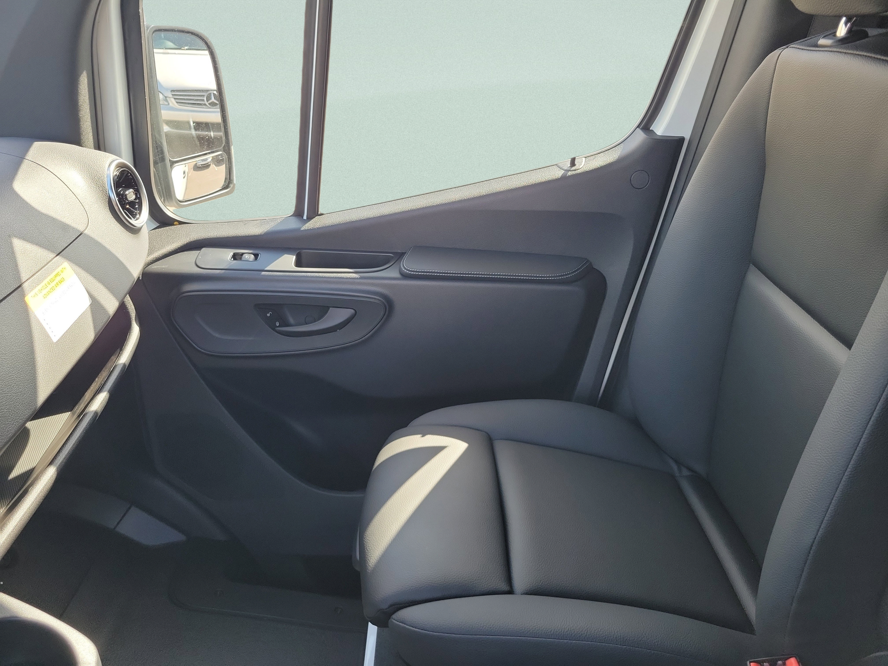 Used 2026 Mercedes-Benz Sprinter 2500 image 20
