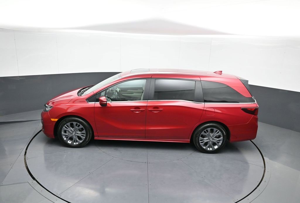 Certified 2025 Honda Odyssey Touring image 44