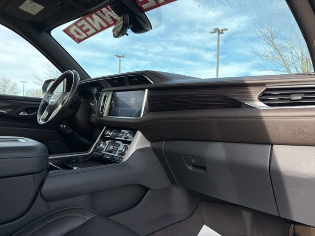 Used 2021 GMC Yukon Denali w/ Denali Premium Package image 42