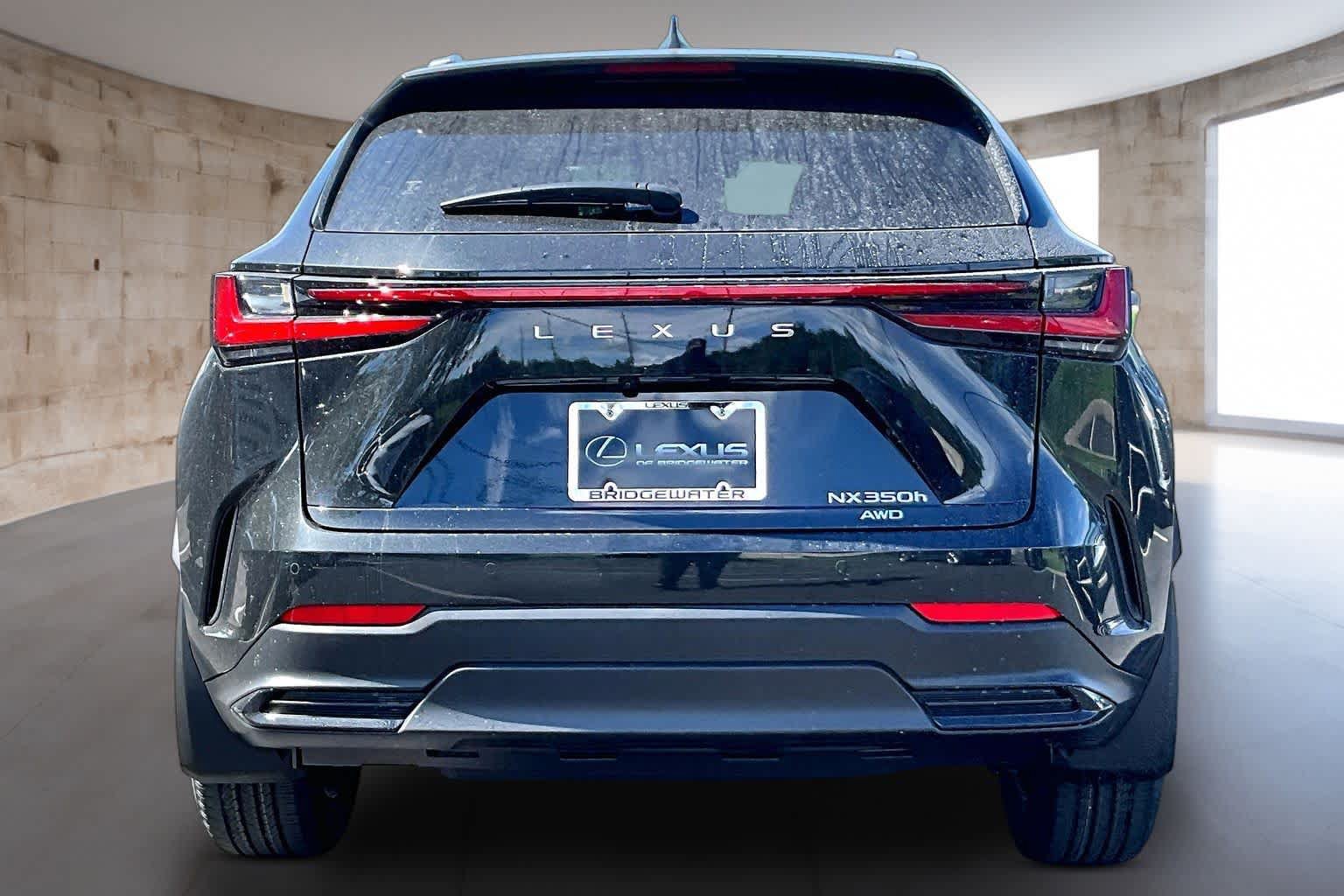 New 2026 Lexus NX 350h AWD w/ Accessory Package (2T) image 4