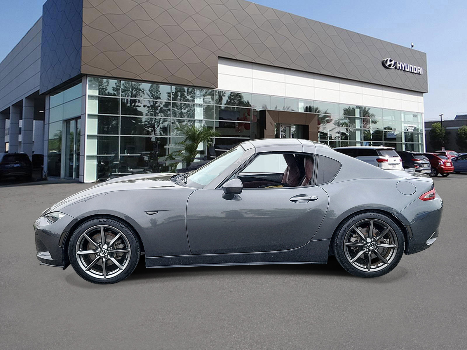 Used 2017 MAZDA MX-5 Miata RF Grand Touring RWD image 3
