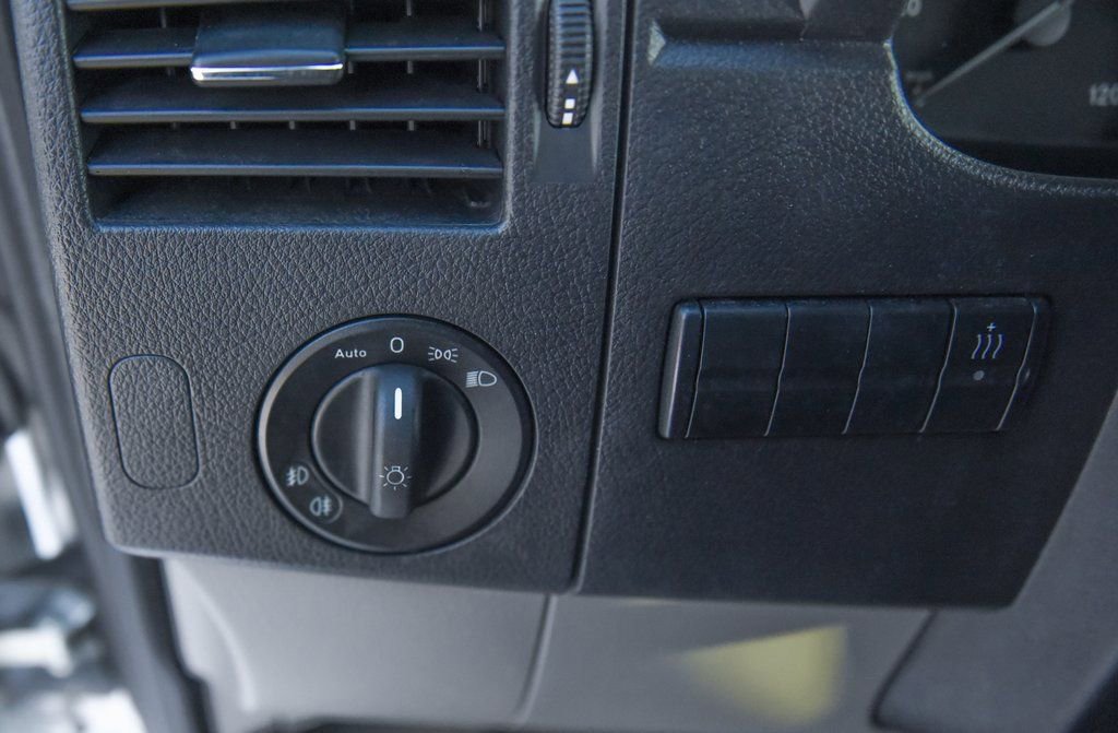 Used 2016 Mercedes-Benz Sprinter 2500 image 16