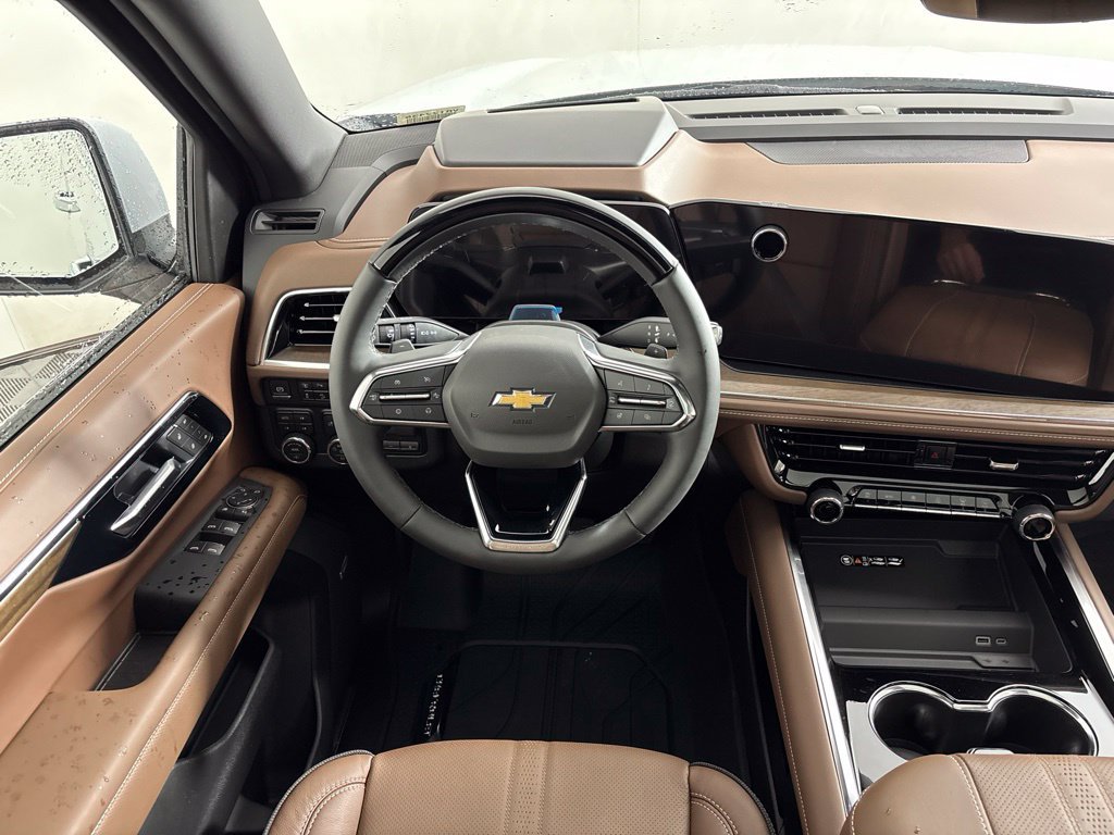 New 2027 Chevrolet Suburban High Country AWD/4WD image 2