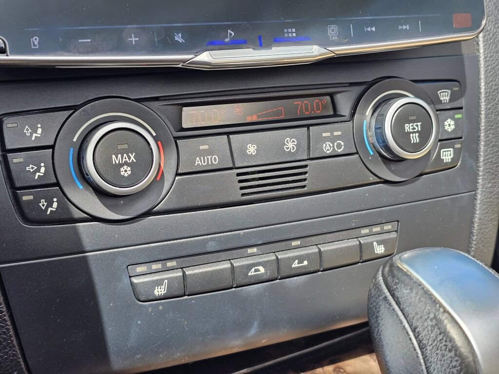 Used 2008 BMW 135i Convertible RWD image 25
