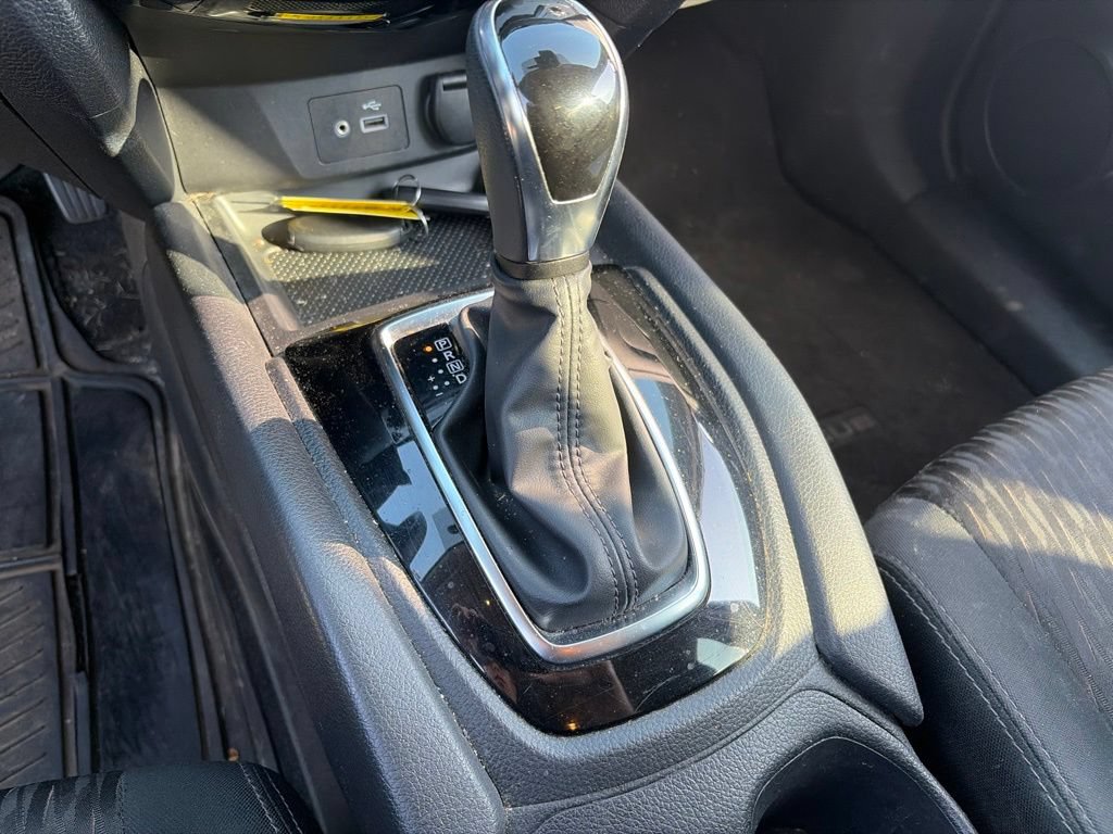 Used 2019 Nissan Rogue SV AWD/4WD image 24