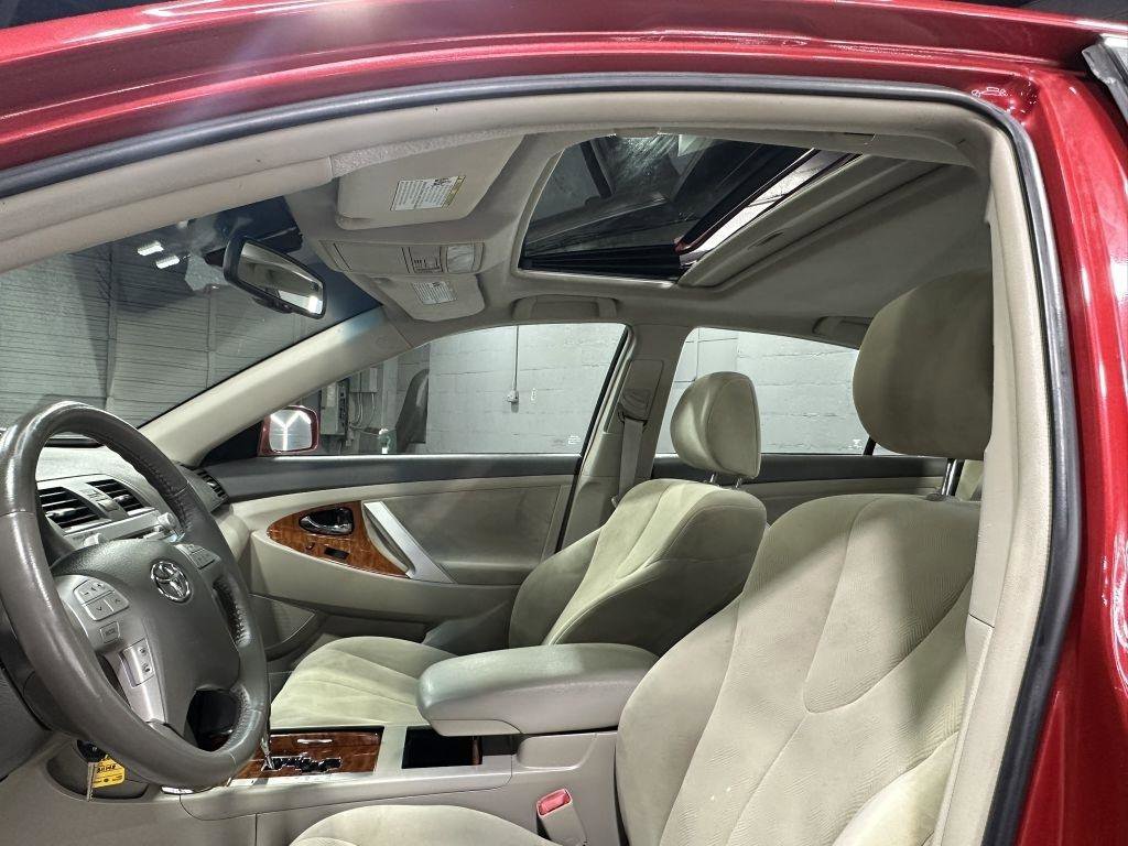 Used 2009 Toyota Camry LE image 17