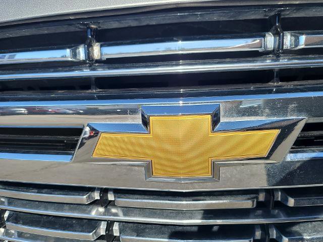 Used 2024 Chevrolet Suburban Premier image 30