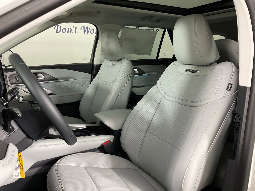 New 2026 Ford Explorer Platinum AWD/4WD image 14