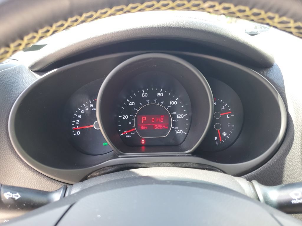 Used 2015 Kia Soul + w/ Audio Package FWD image 26
