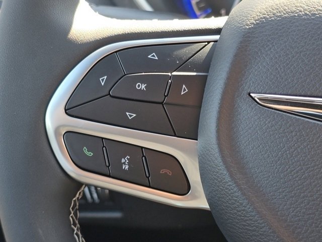 New 2026 Chrysler Pacifica Select image 14