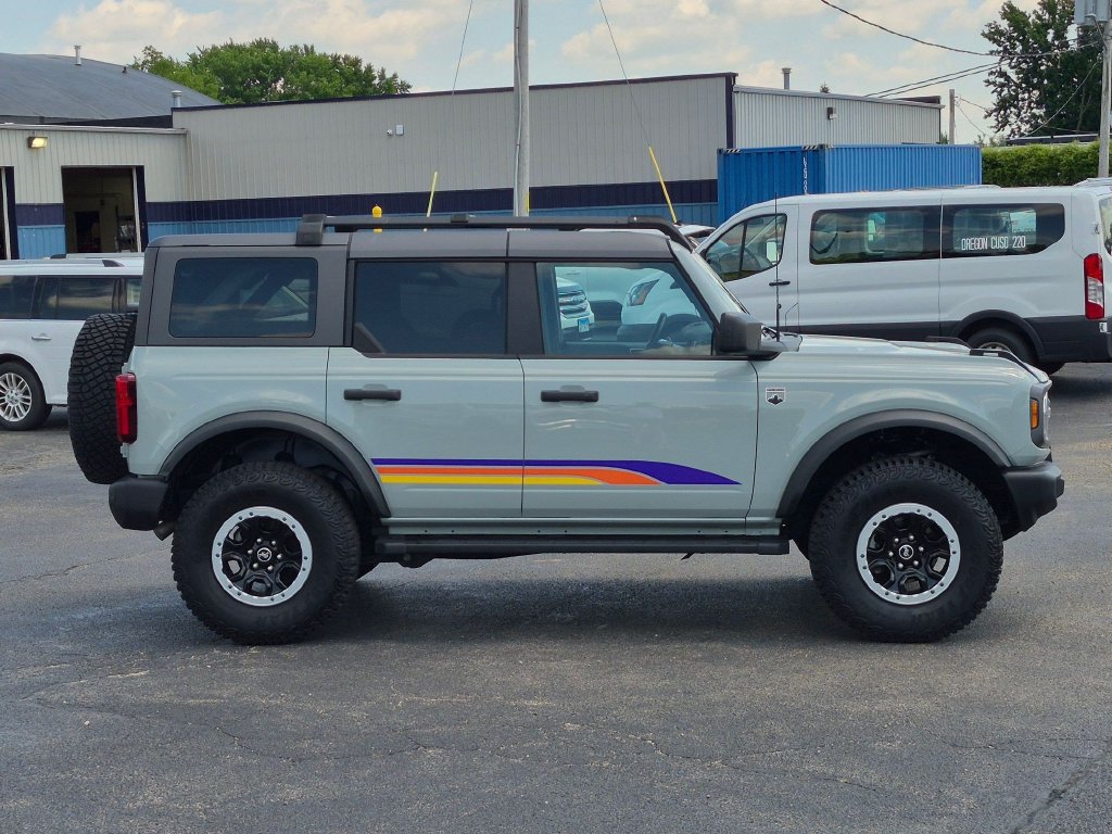 Used 2023 Ford Bronco Big Bend w/ Sasquatch Package AWD/4WD image 8
