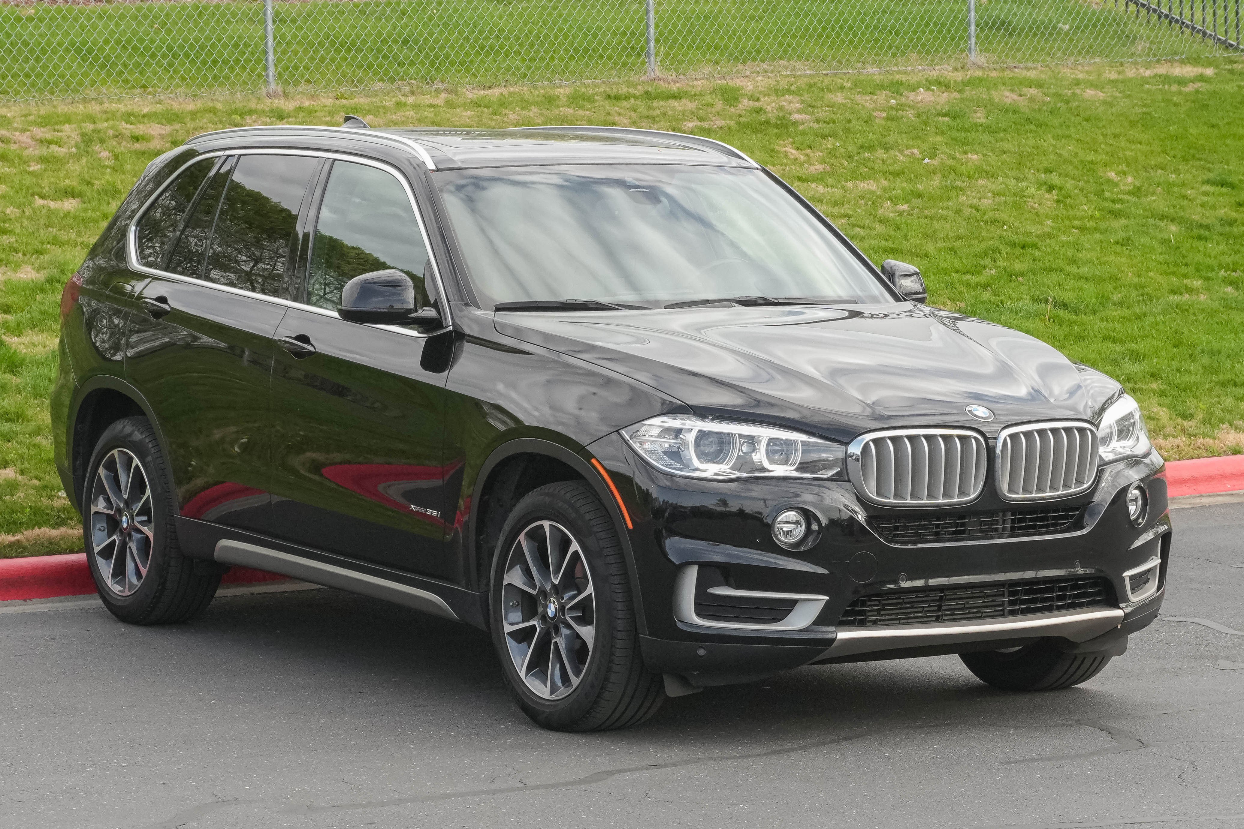 Used 2018 BMW X5 xDrive35i image 2