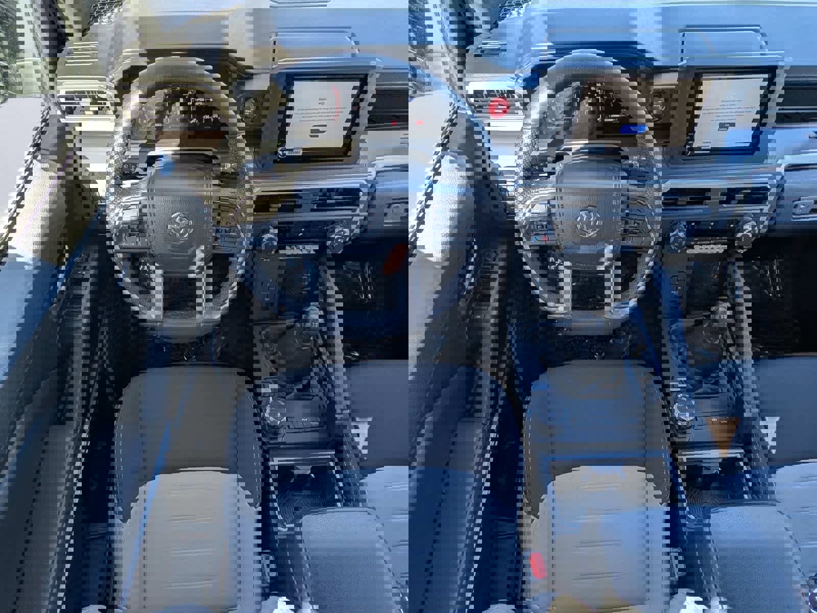 Used 2025 Toyota Tacoma TRD Off-Road image 14