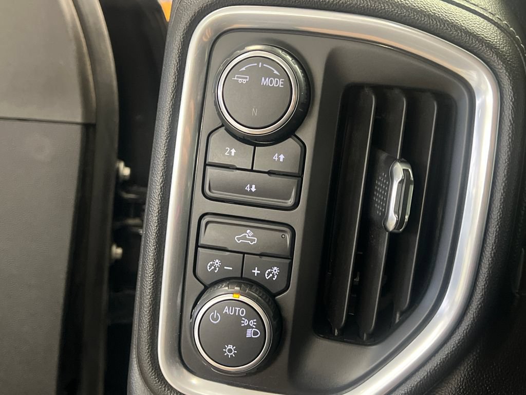 Used 2020 Chevrolet Silverado 2500 LT AWD/4WD image 26