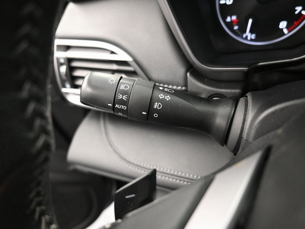 Used 2023 Subaru Outback Limited XT image 18