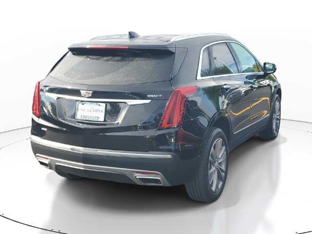 Certified 2025 Cadillac XT5 Premium Luxury w/ LPO, Floor Liner Package AWD/4WD image 4