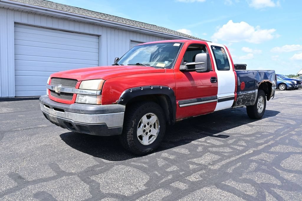 Used 2005 Chevrolet Silverado 1500 LS w/ Light Duty Power Package AWD/4WD image 10
