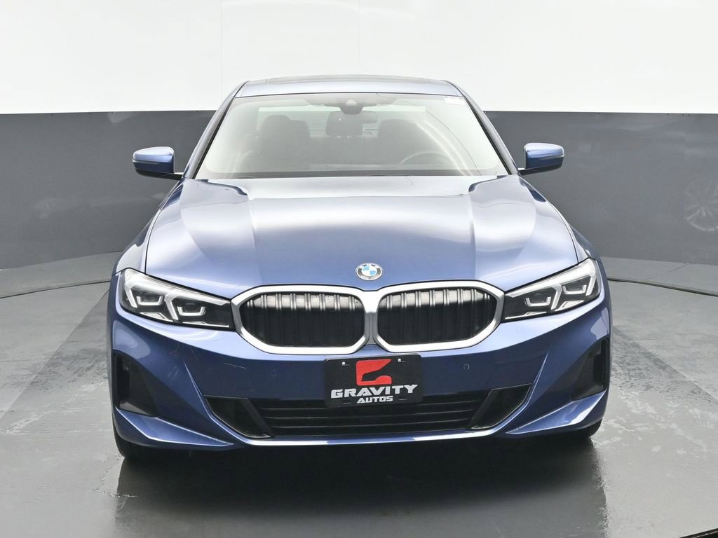 Used 2023 BMW 330i xDrive Sedan w/ Premium Package AWD/4WD image 8