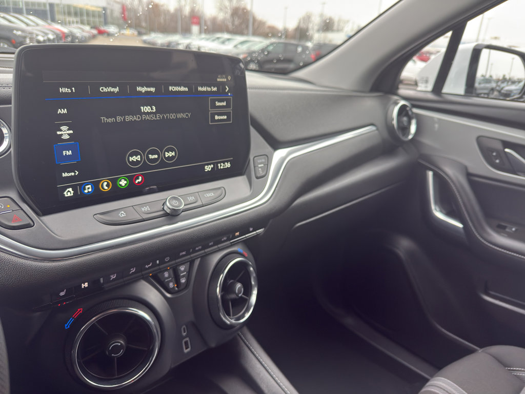 Used 2024 Chevrolet Blazer LT w/ Convenience Package image 21