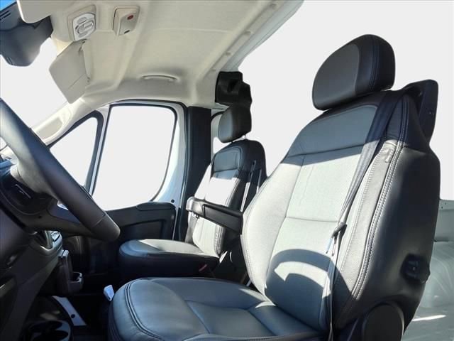 New 2025 RAM ProMaster 3500 w/ Quick Order Package 22G SLT image 11