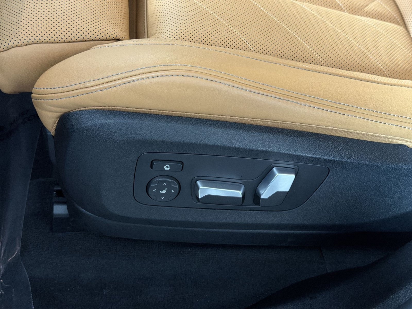 Used 2023 BMW X5 xDrive45e AWD/4WD image 14