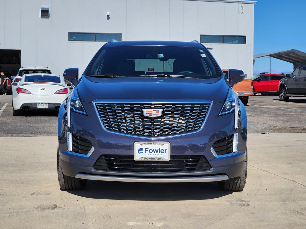 Used 2025 Cadillac XT5 Premium Luxury w/ LPO, Floor Liner Package AWD/4WD image 2