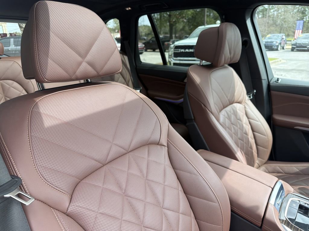 Used 2025 BMW X5 xDrive40i AWD/4WD image 21