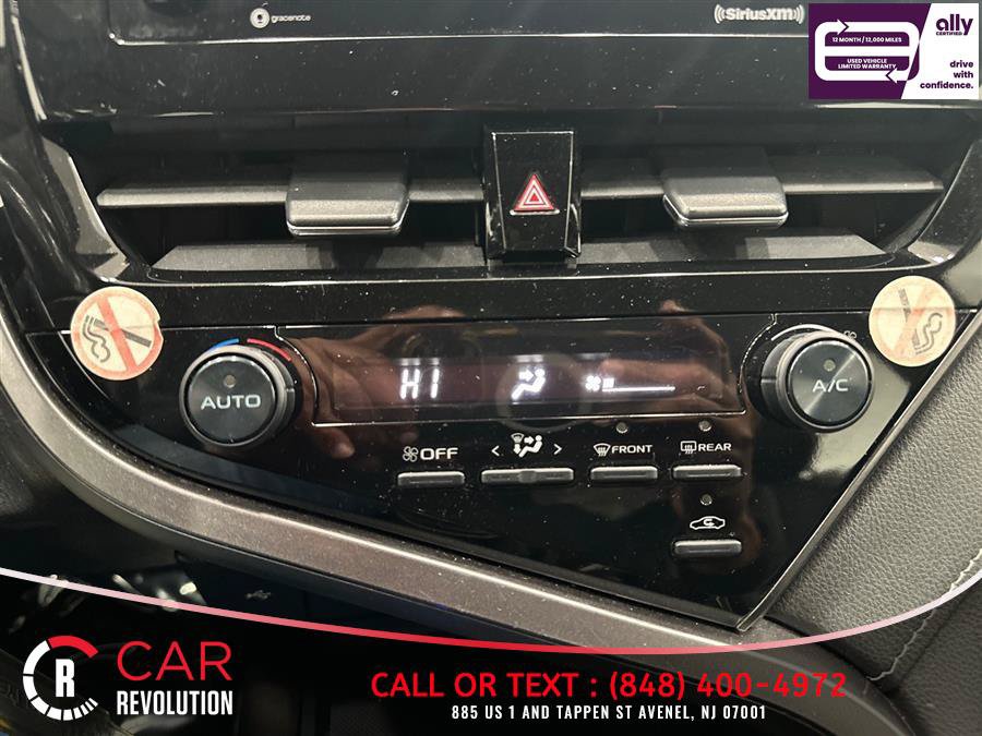 Used 2021 Toyota Camry SE FWD image 20