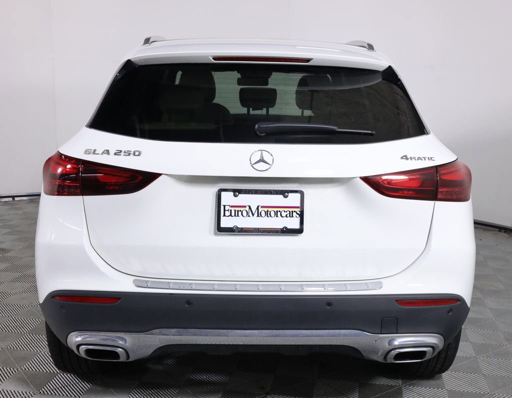 Used 2025 Mercedes-Benz GLA 250 4MATIC image 5