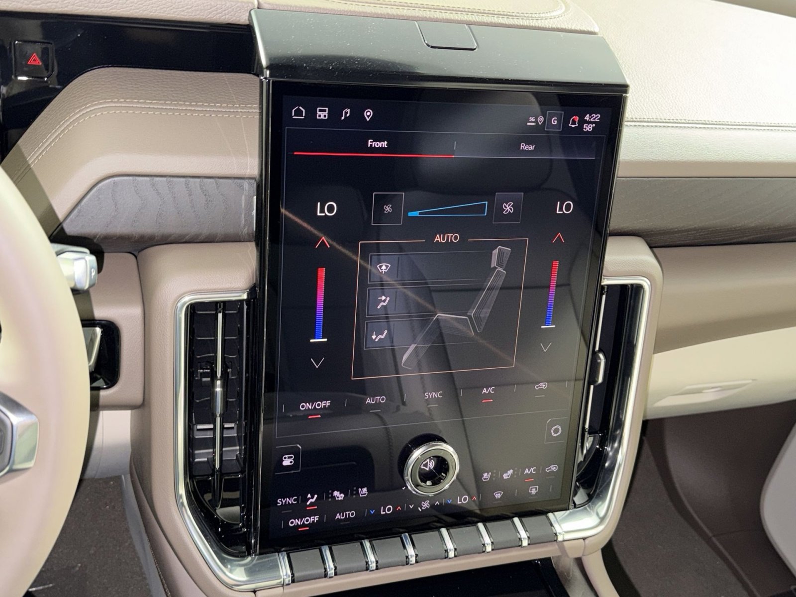 New 2026 GMC Yukon XL Denali w/ Denali Reserve Package image 21