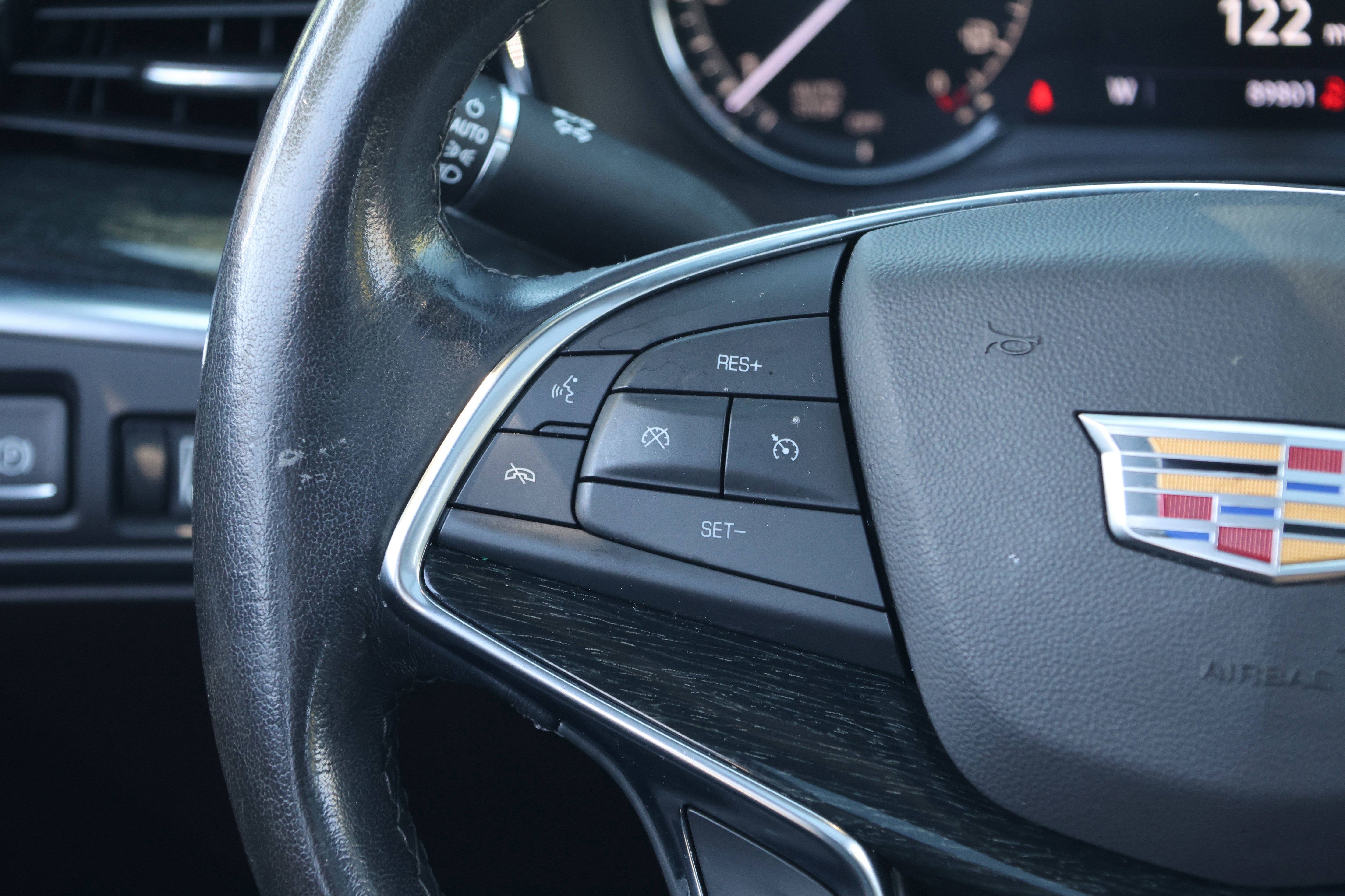 Used 2022 Cadillac XT5 Premium Luxury w/ LPO, Floor Liner Package image 19