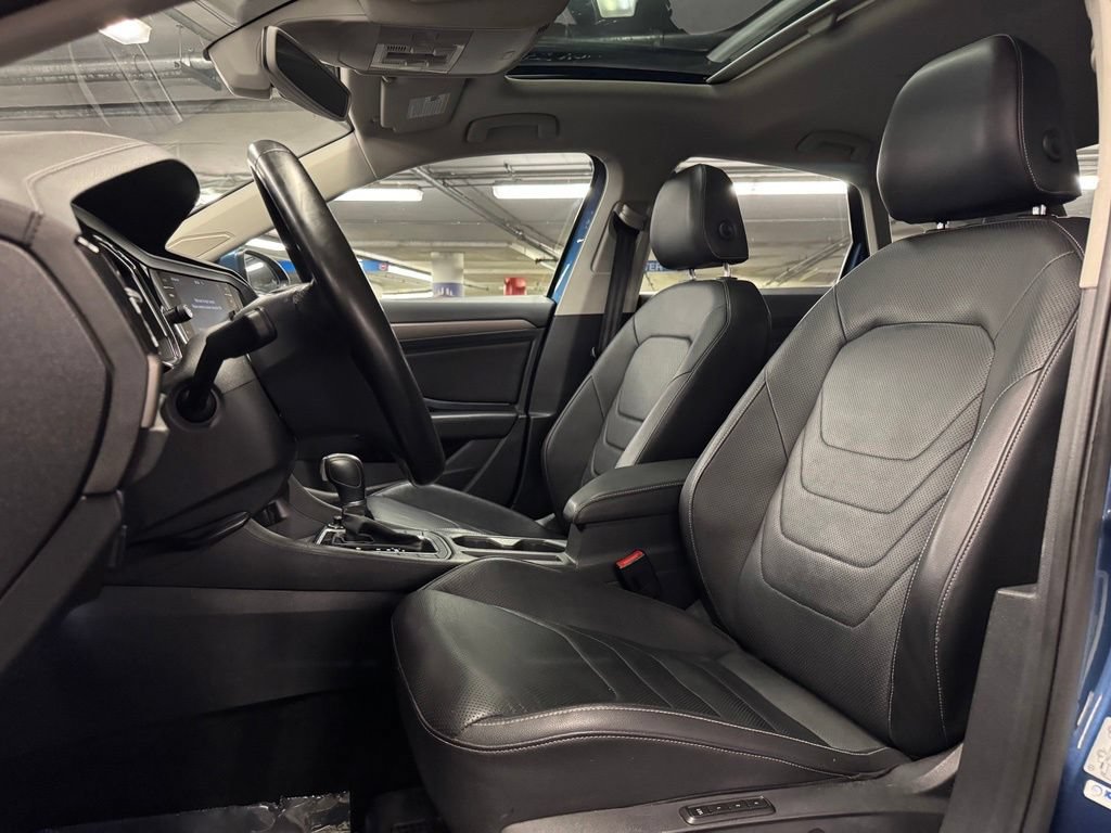 Used 2019 Volkswagen Jetta SEL Premium FWD image 19