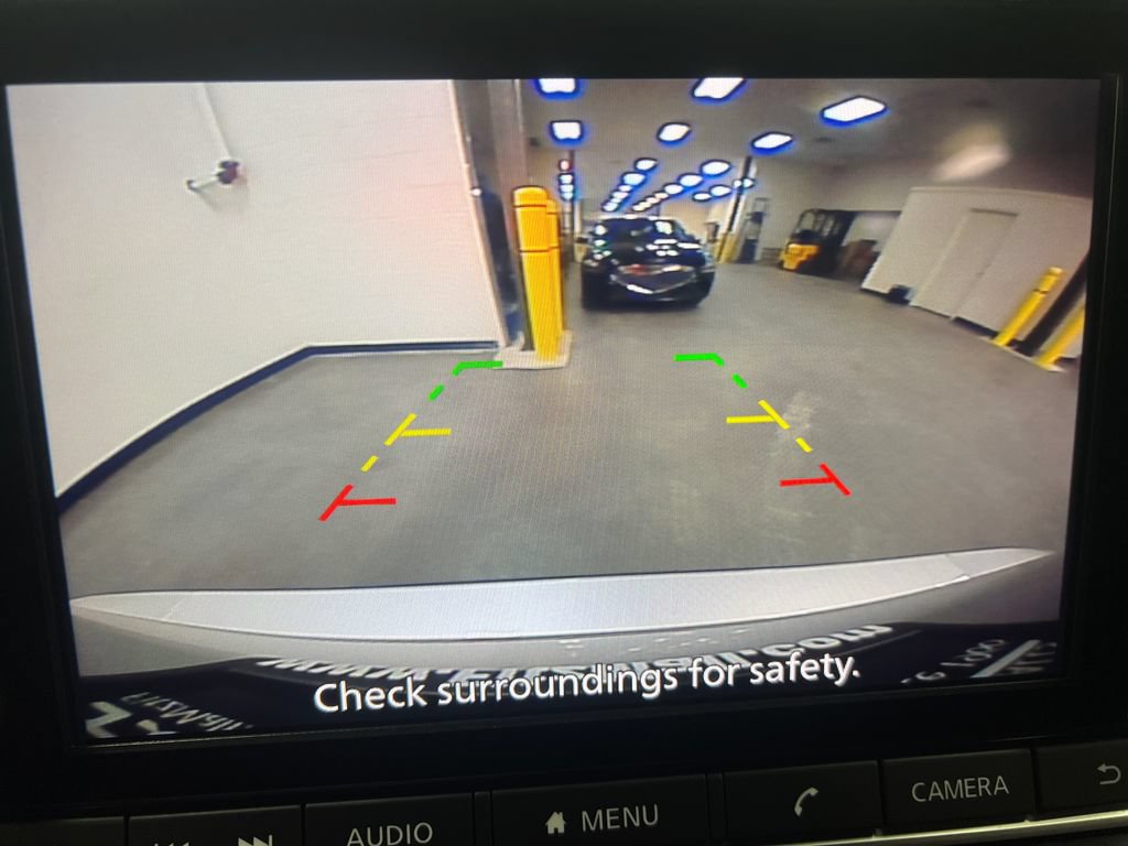 Used 2024 Nissan Rogue S FWD image 21