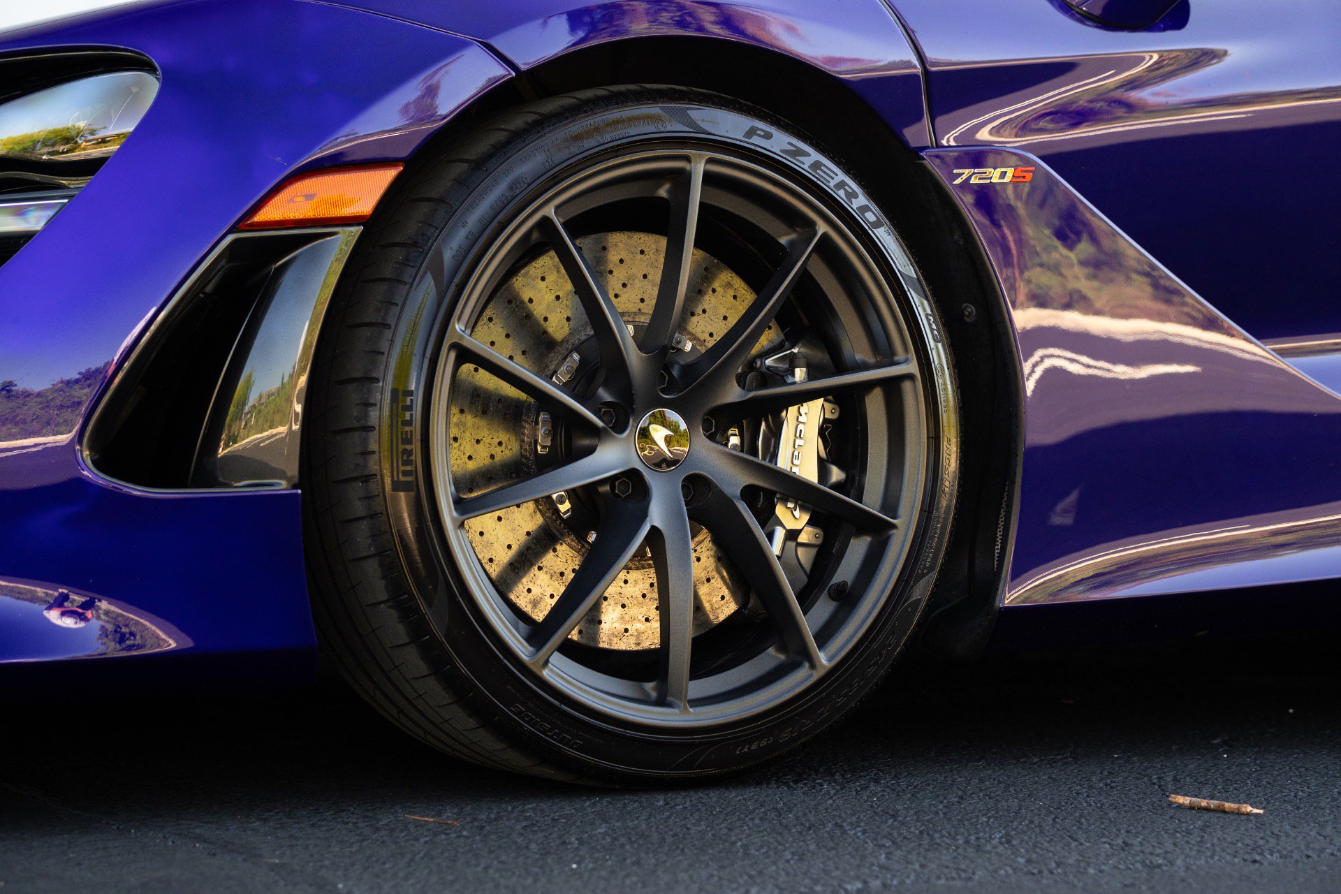 Used 2020 McLaren 720S image 25