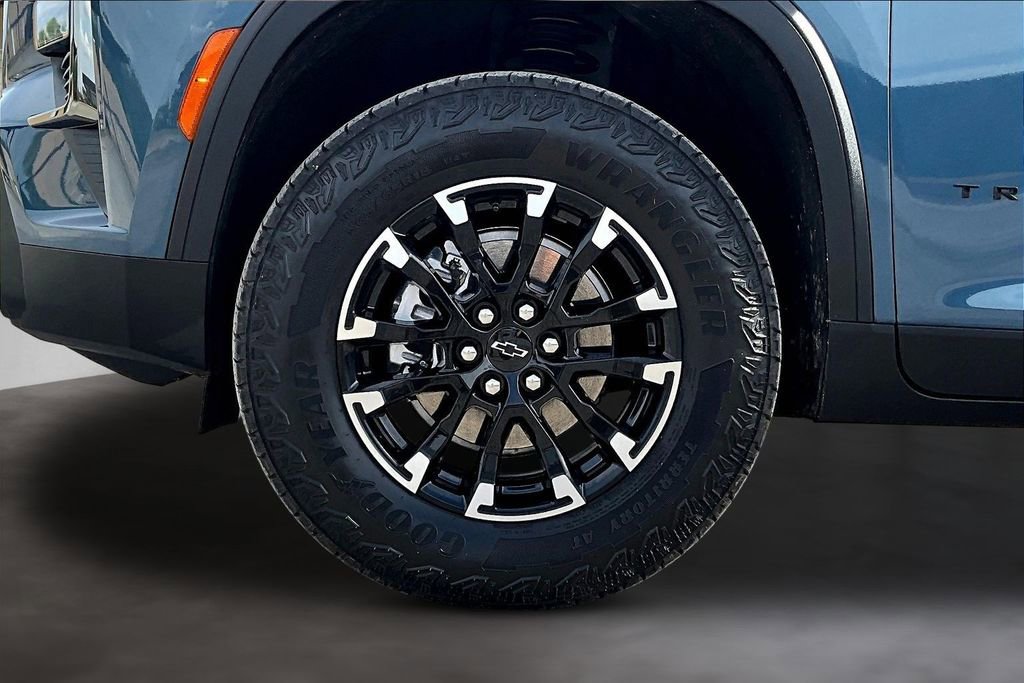 Used 2026 Chevrolet Traverse Z71 w/ Driver Confidence Package image 33