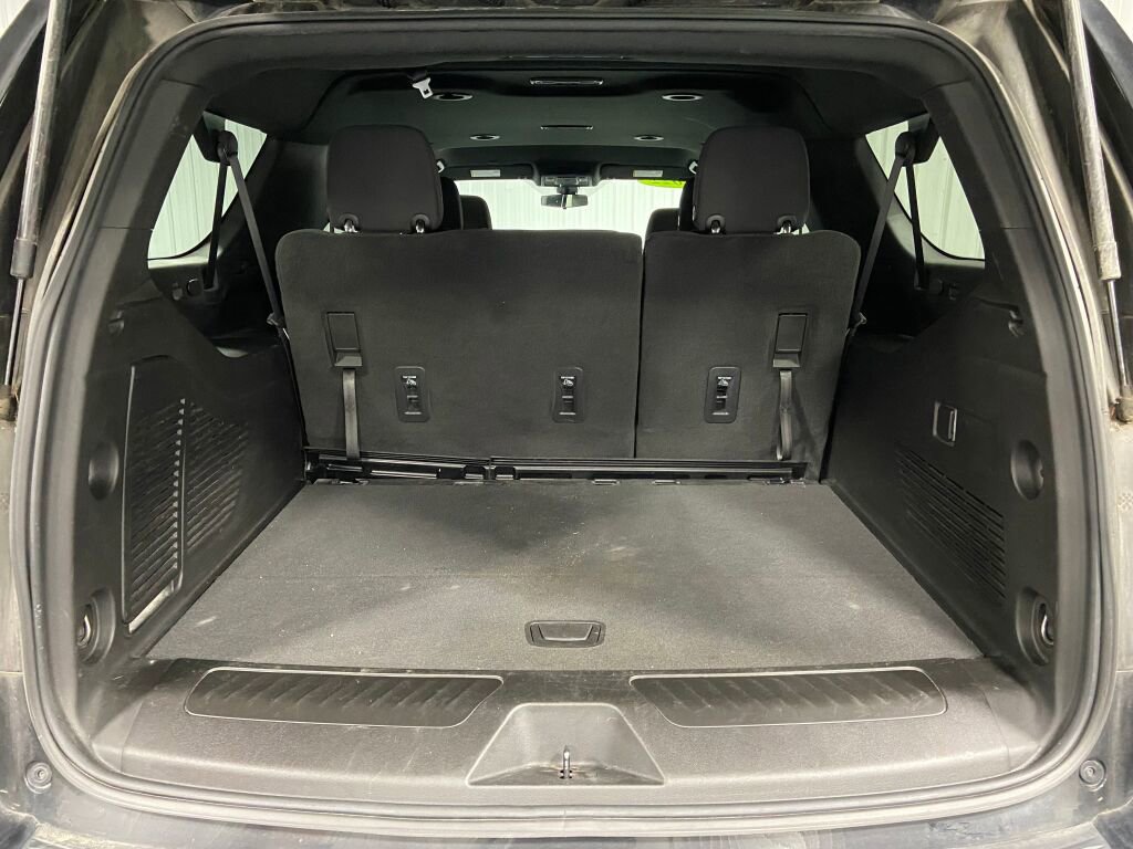 Used 2022 Chevrolet Suburban LS AWD/4WD image 12