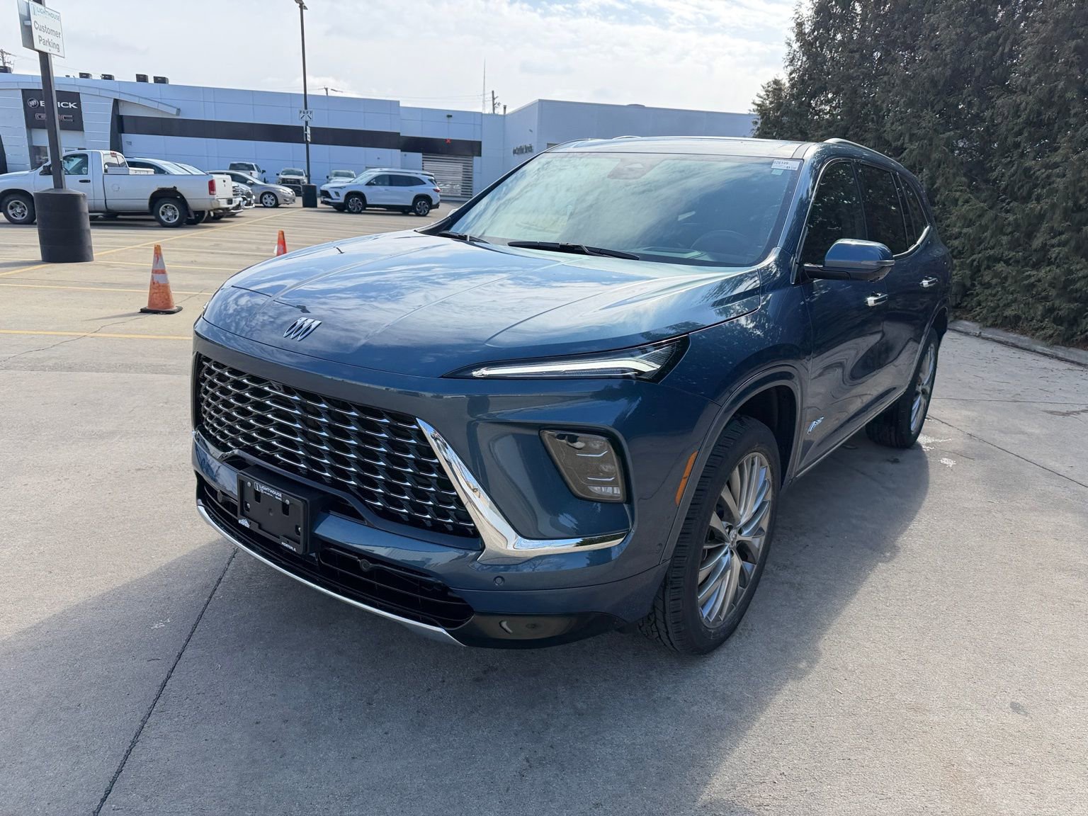 New 2026 Buick Enclave Avenir w/ Super Cruise Package image 7