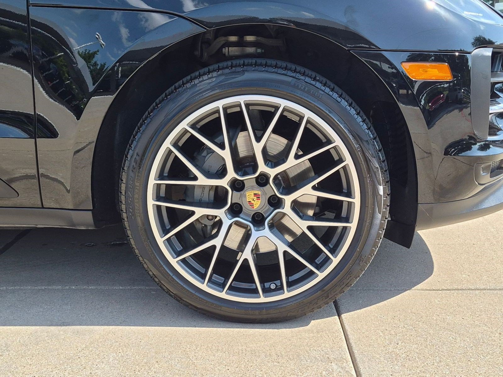Certified 2021 Porsche Macan S AWD/4WD image 29