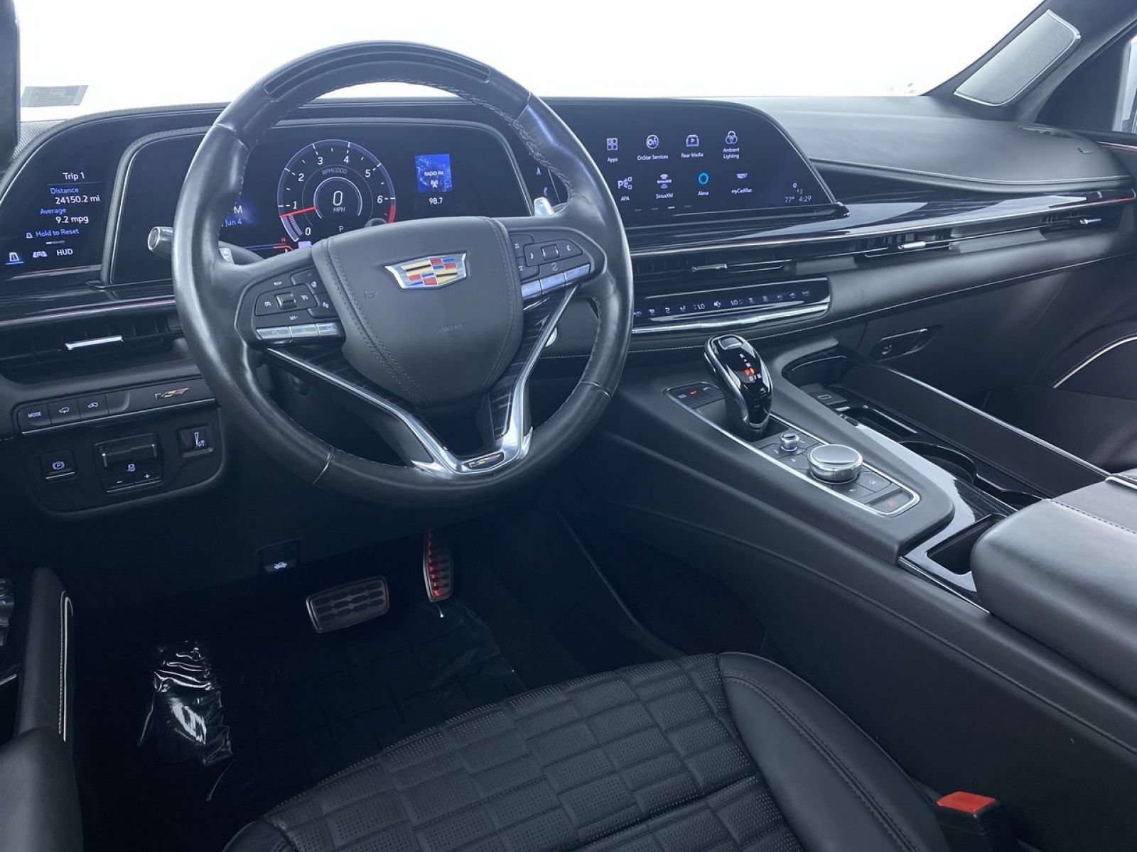 Certified 2023 Cadillac Escalade ESV V AWD/4WD image 2